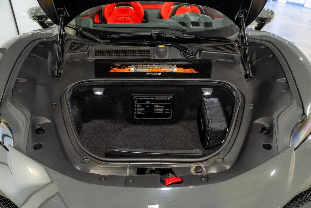 2024 Ferrari SF90 Spider - Image 16 of 31