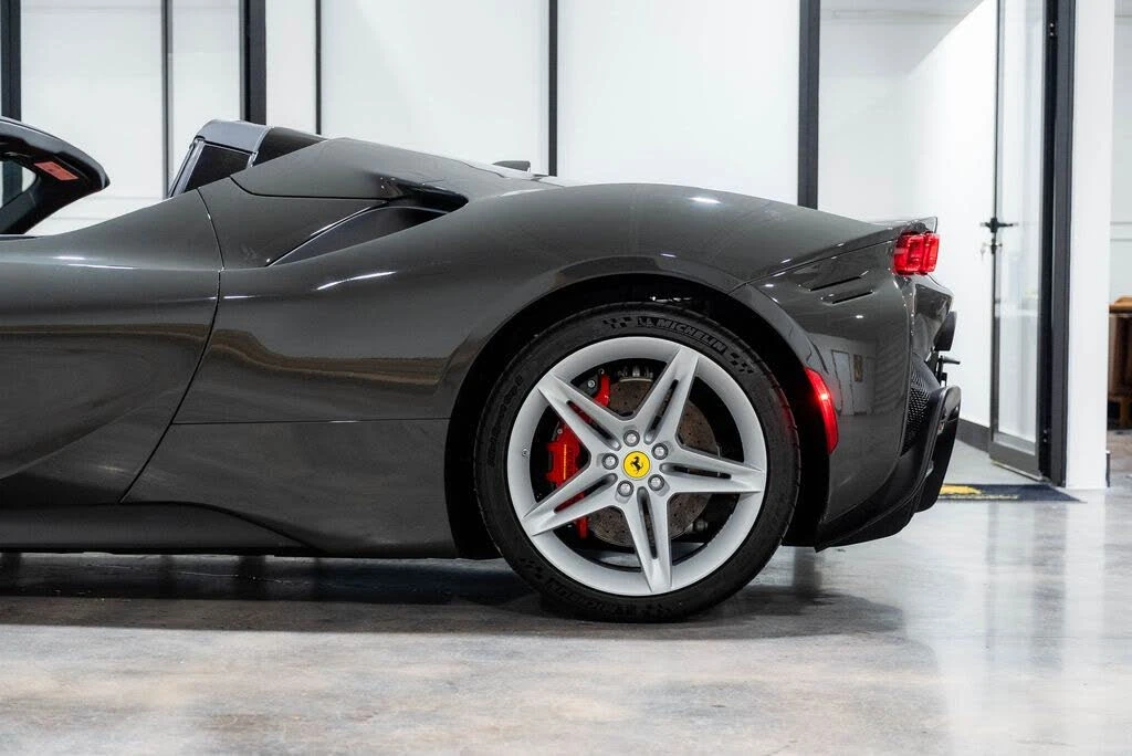 2024 Ferrari SF90 Spider - Image 31 of 31