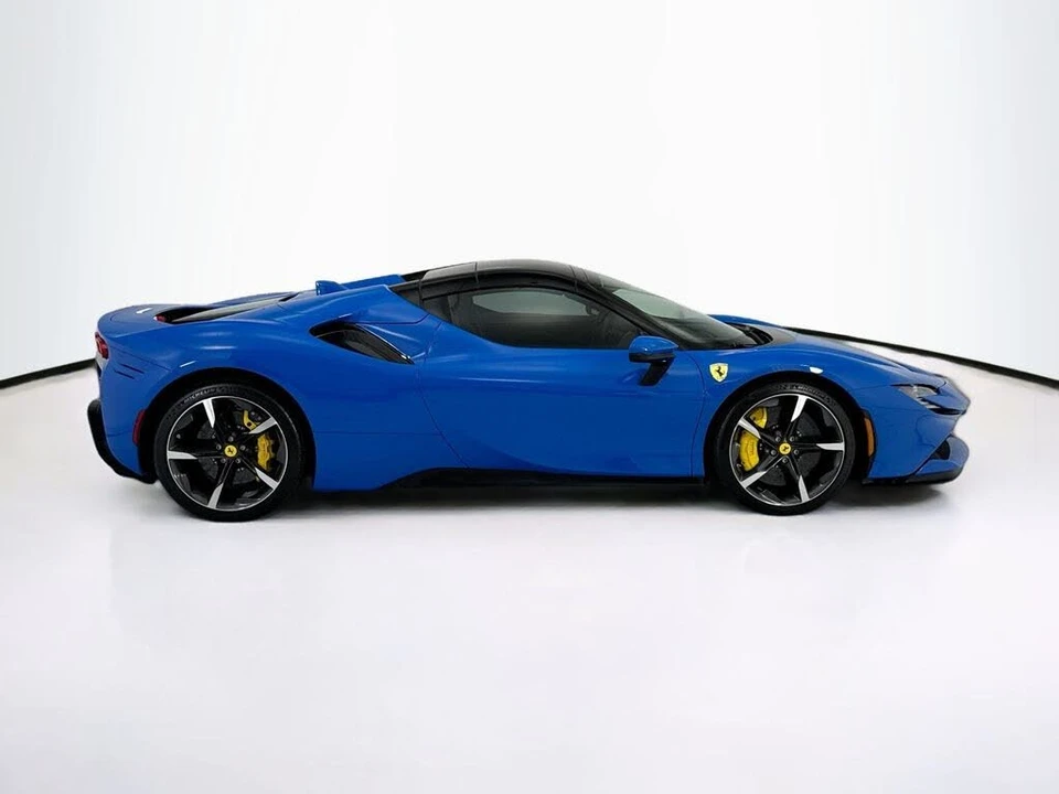 2024 Ferrari SF90 Spider - Image 12 of 31