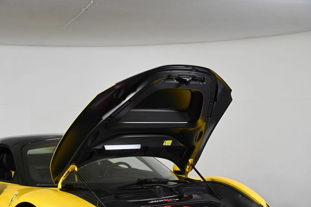 2024 Ferrari SF90 Spider - Image 23 of 28