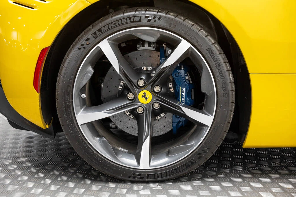 2024 Ferrari SF90 Spider - Image 30 of 31
