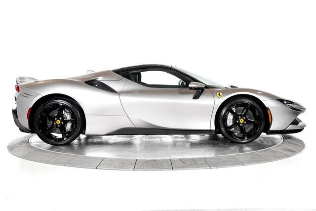 2024 Ferrari SF90 Spider - Image 14 of 31