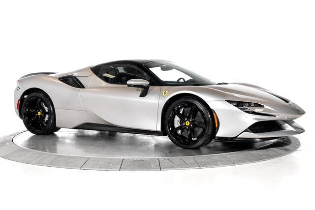 2024 Ferrari SF90 Spider - Image 15 of 31