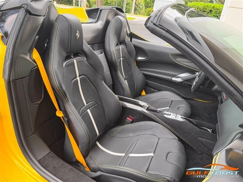 2024 Ferrari SF90 Spider - Image 25 of 31