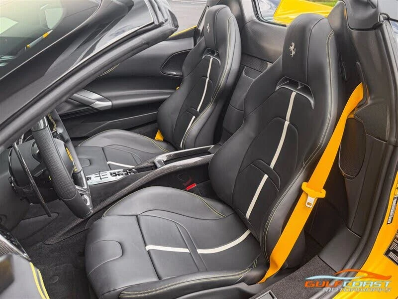 2024 Ferrari SF90 Spider - Image 18 of 31