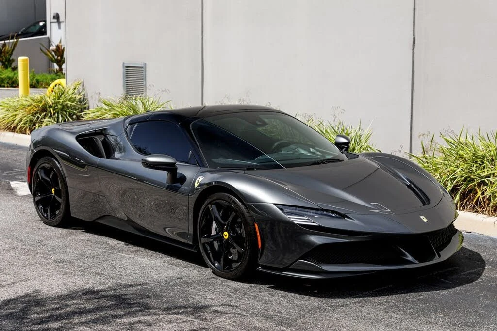 2024 Ferrari SF90 Spider - Image 7 of 31