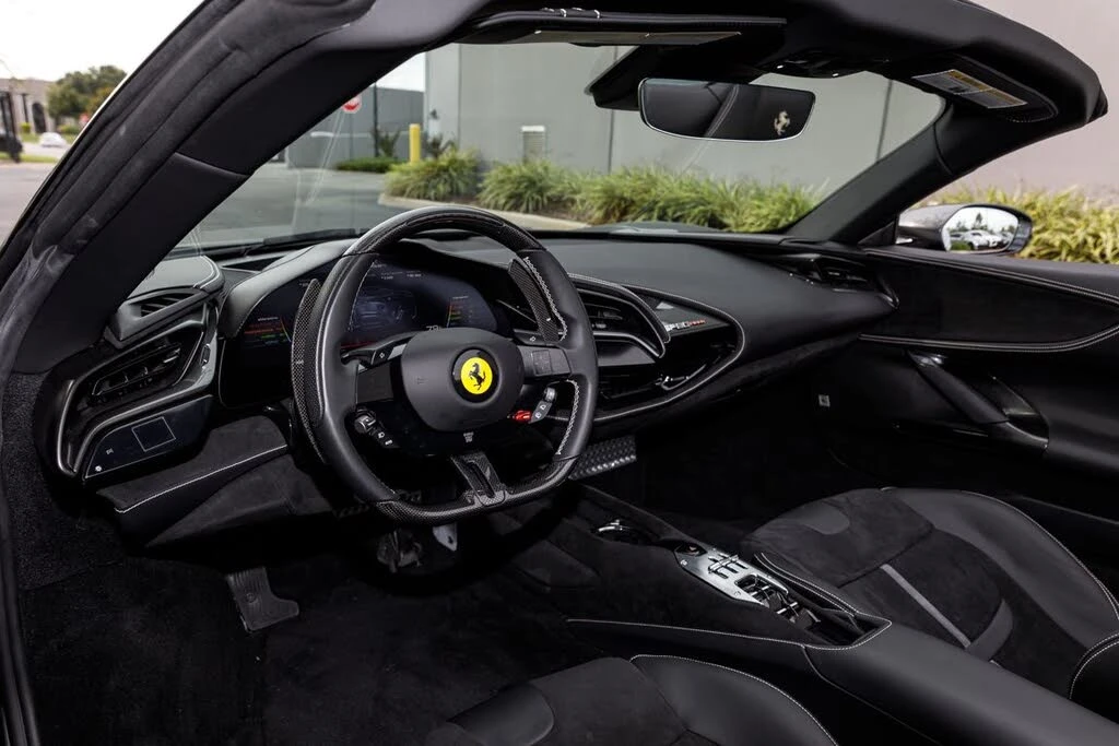 2024 Ferrari SF90 Spider - Image 25 of 31