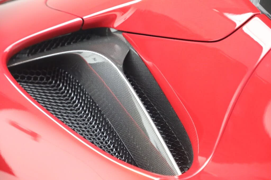2024 Ferrari SF90 Spider - Image 27 of 31