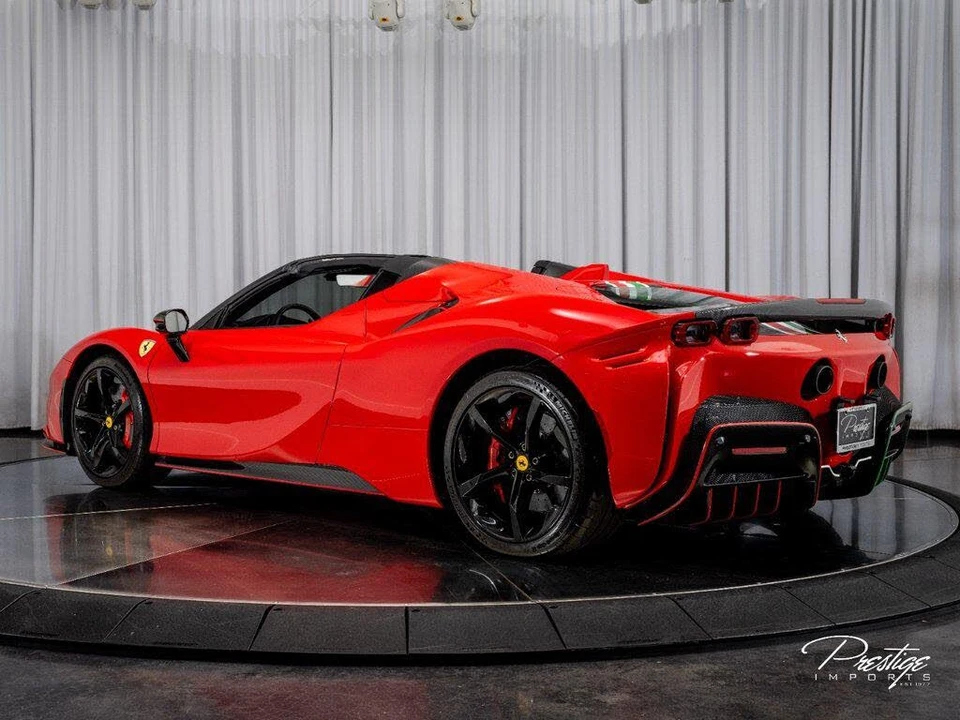 2024 Ferrari SF90 Spider - Image 24 of 31