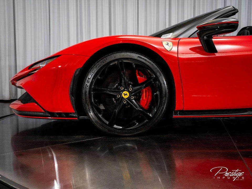 2024 Ferrari SF90 Spider - Image 19 of 31