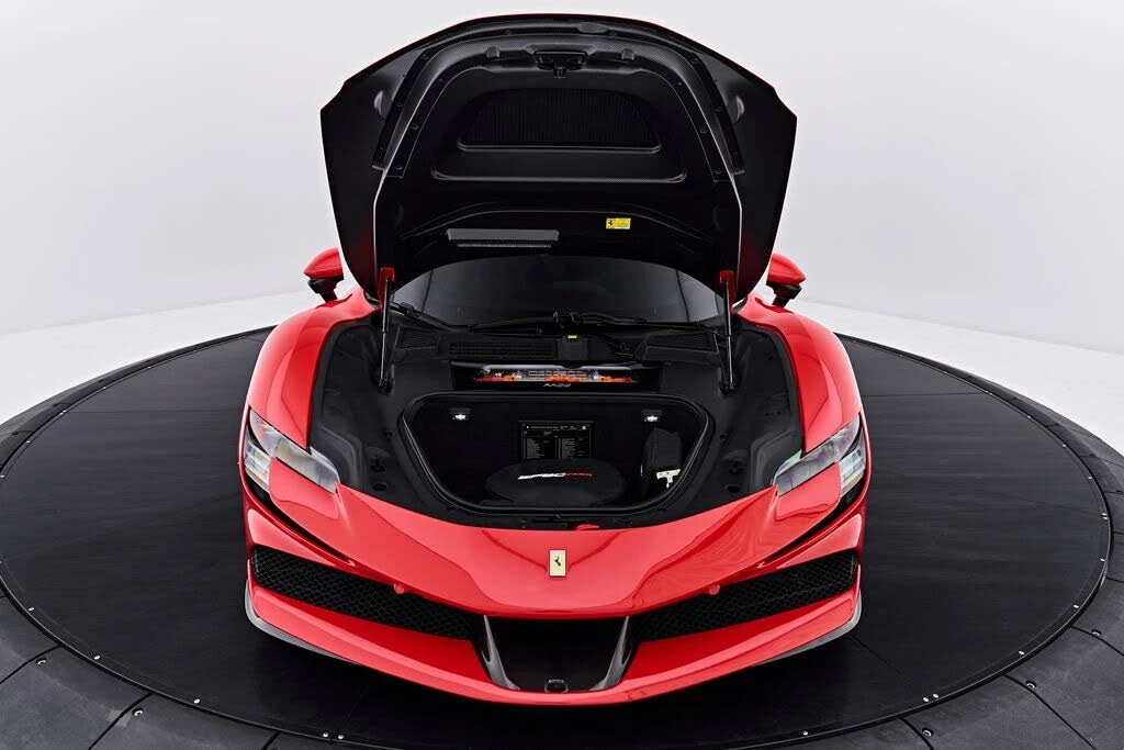 2024 Ferrari SF90 Spider - Image 24 of 31