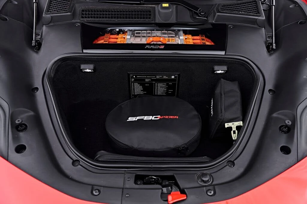 2024 Ferrari SF90 Spider - Image 25 of 31