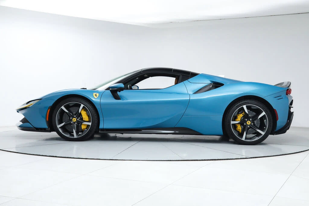 2024 Ferrari SF90 Spider - Image 24 of 31