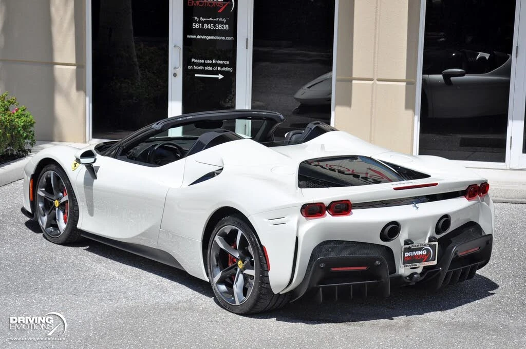 2024 Ferrari SF90 Spider - Image 31 of 31
