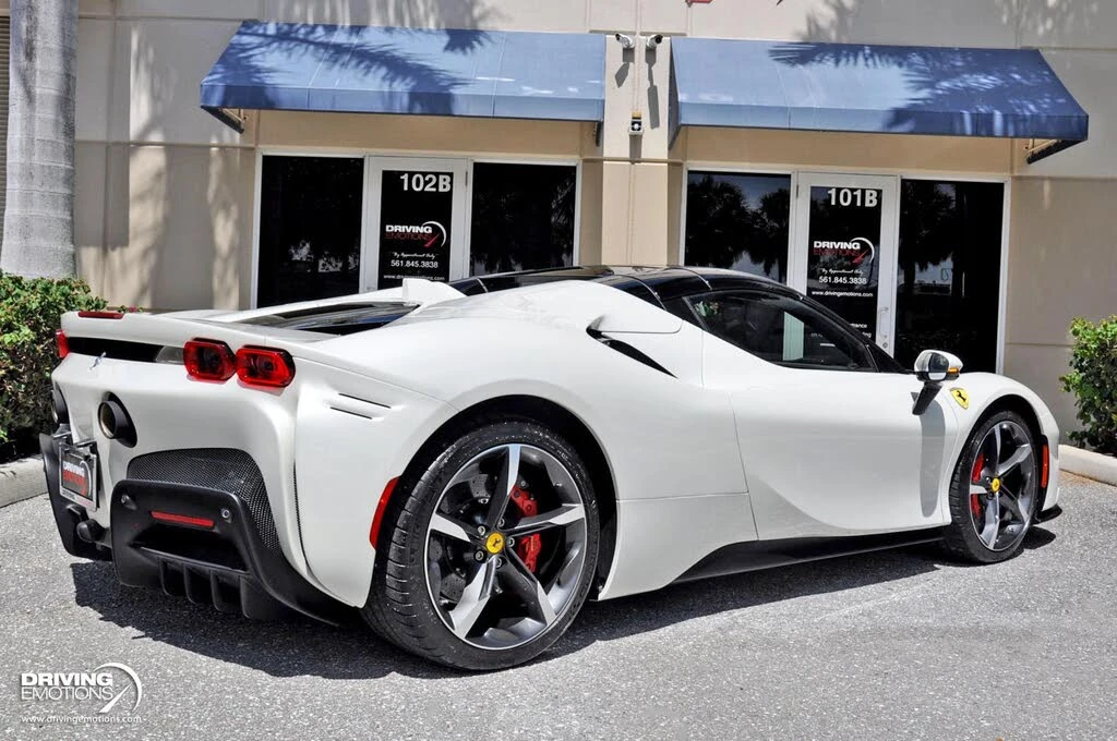2024 Ferrari SF90 Spider - Image 22 of 31