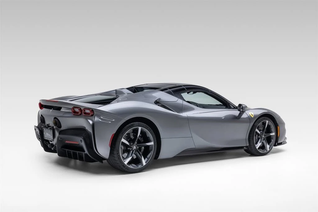2024 Ferrari SF90 Spider - Image 9 of 31