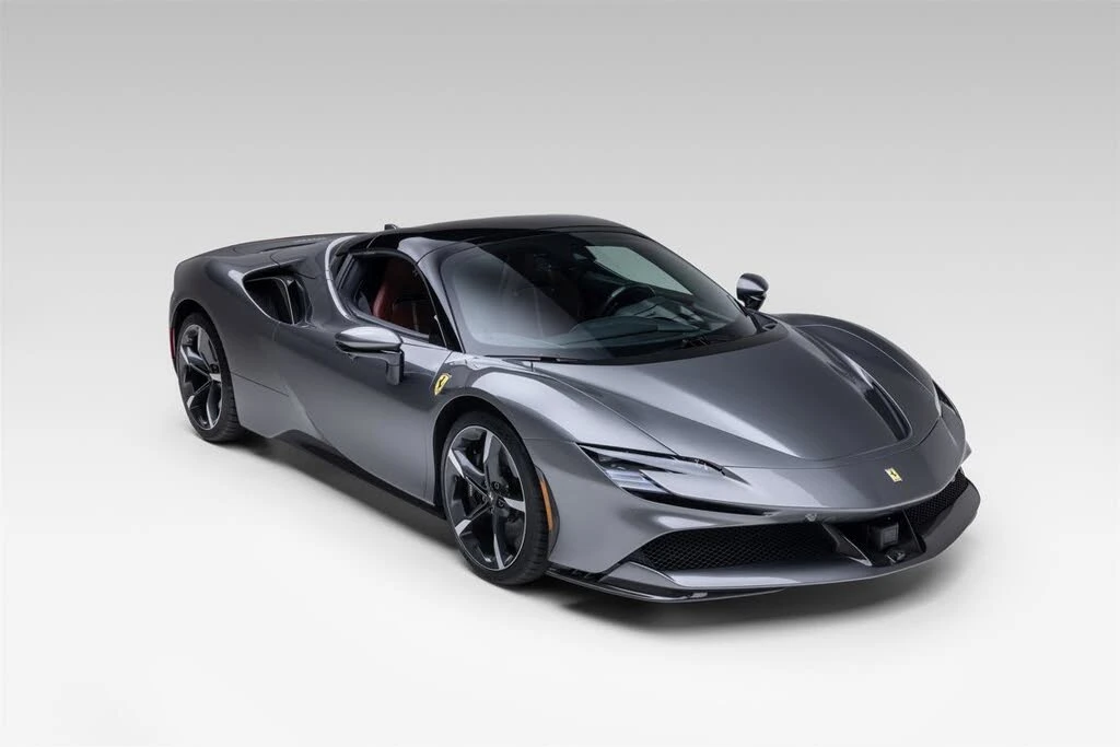 2024 Ferrari SF90 Spider - Image 15 of 31