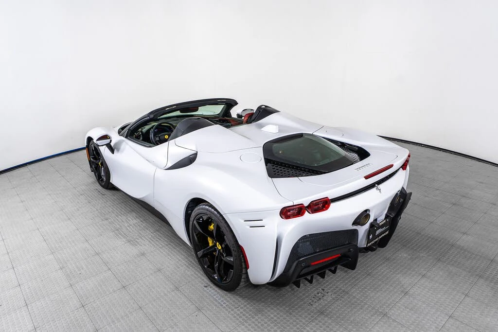 2024 Ferrari SF90 Spider - Image 5 of 31