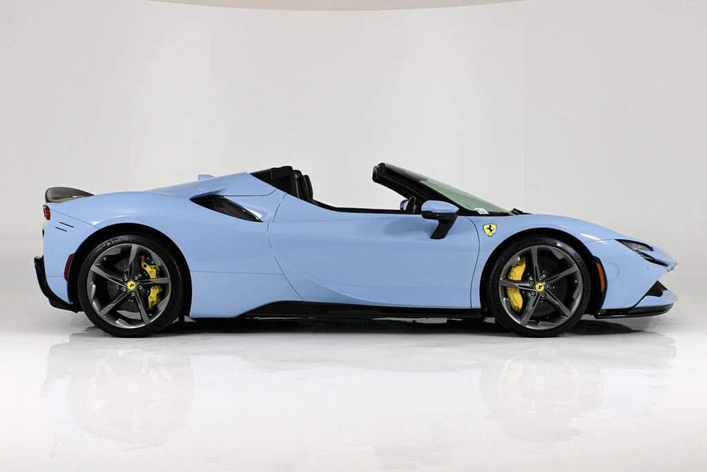 2024 Ferrari SF90 Spider - Image 15 of 31
