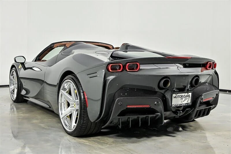 2024 Ferrari SF90 Spider - Image 17 of 31