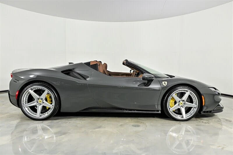 2024 Ferrari SF90 Spider - Image 21 of 31