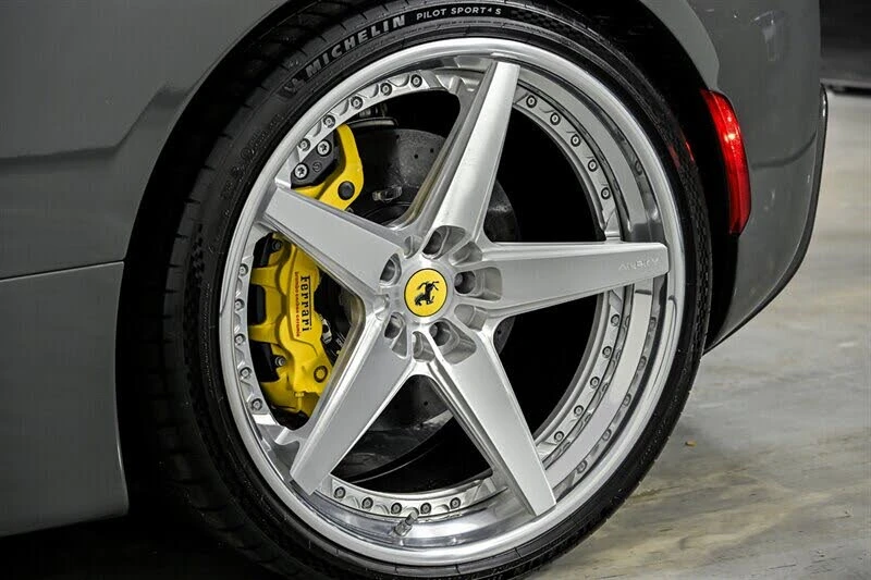 2024 Ferrari SF90 Spider - Image 26 of 31