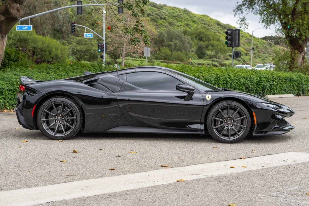2024 Ferrari SF90 Spider - Image 8 of 31