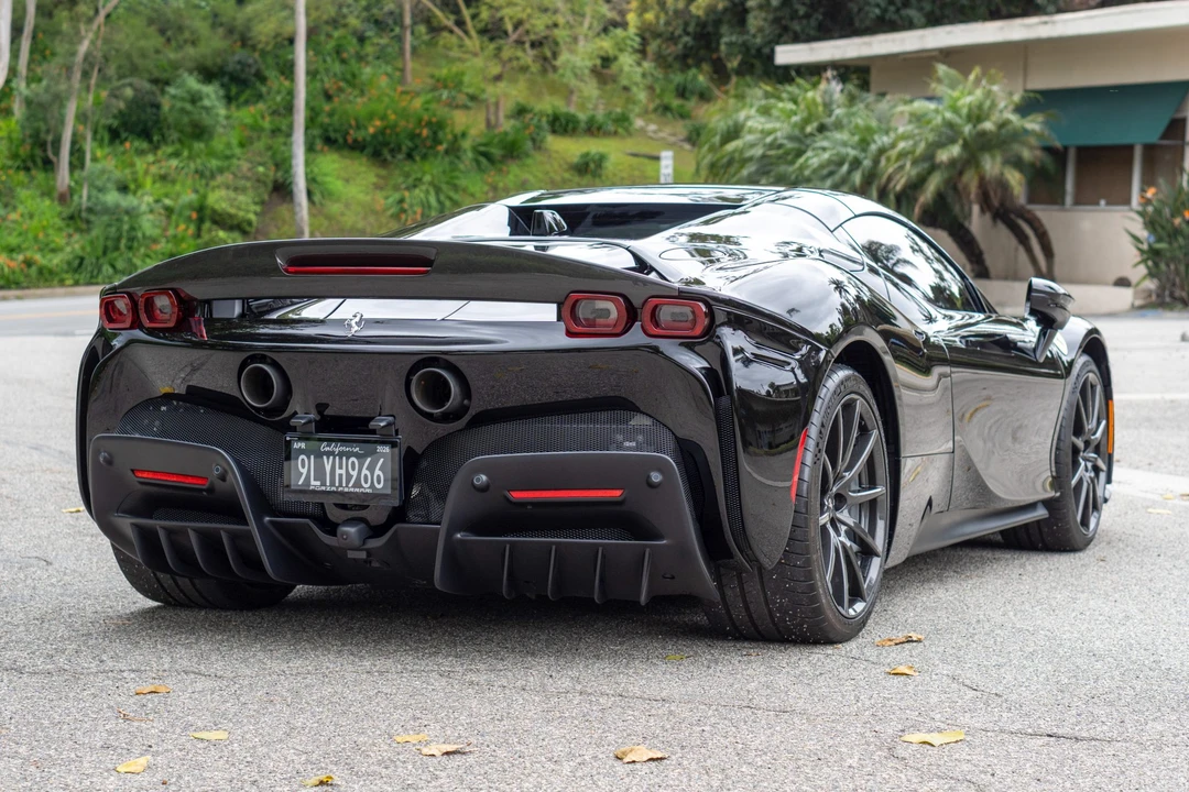 2024 Ferrari SF90 Spider - Image 9 of 31