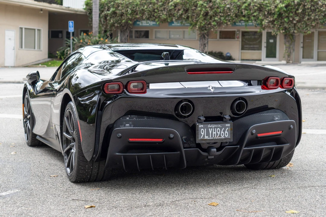 2024 Ferrari SF90 Spider - Image 13 of 31