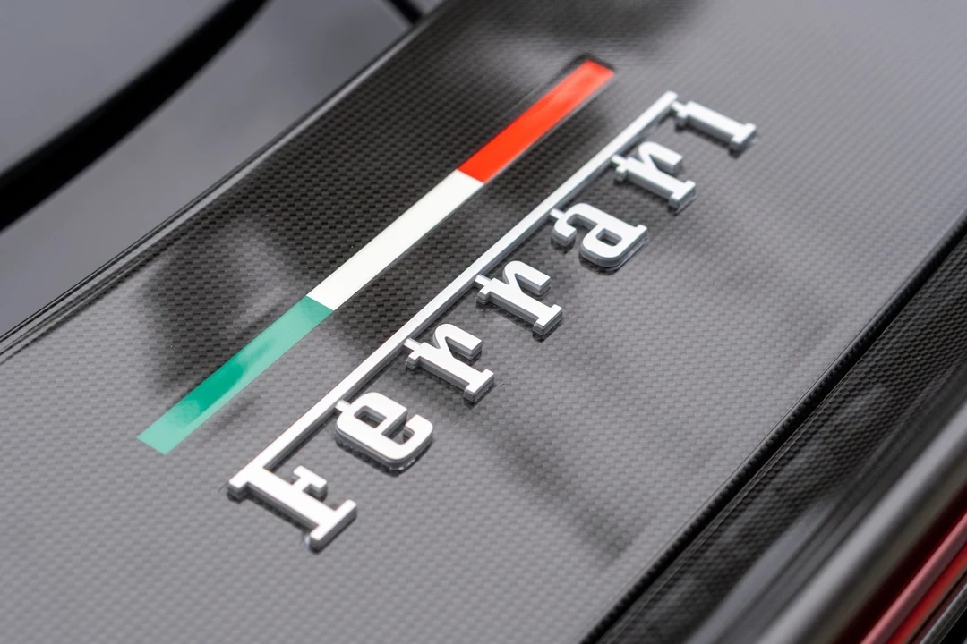 2024 Ferrari SF90 Spider - Image 28 of 31
