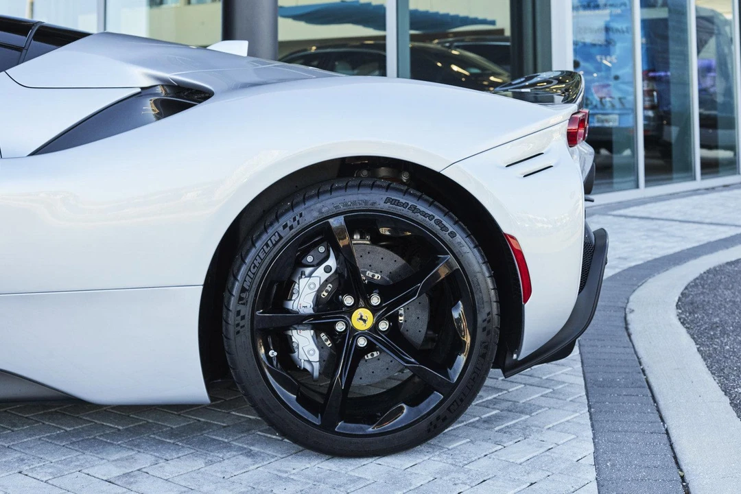 2024 Ferrari SF90 Spider - Image 29 of 31