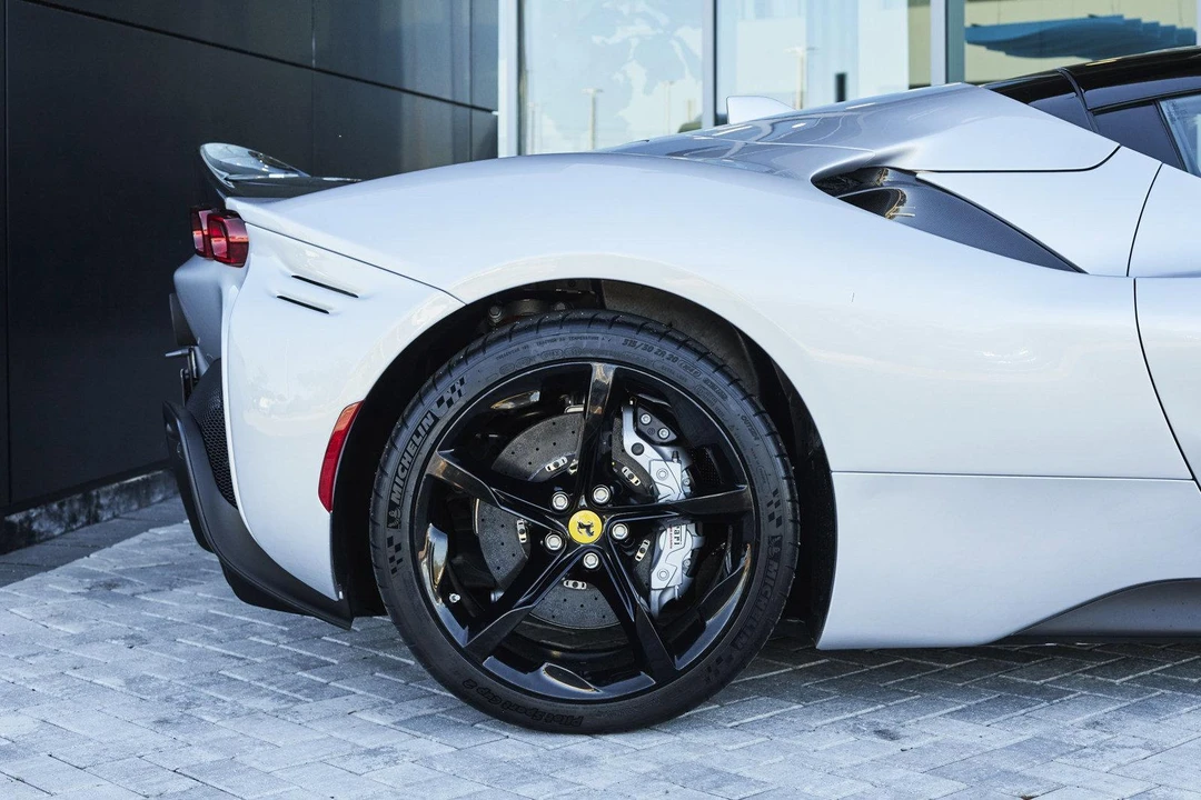 2024 Ferrari SF90 Spider - Image 30 of 31