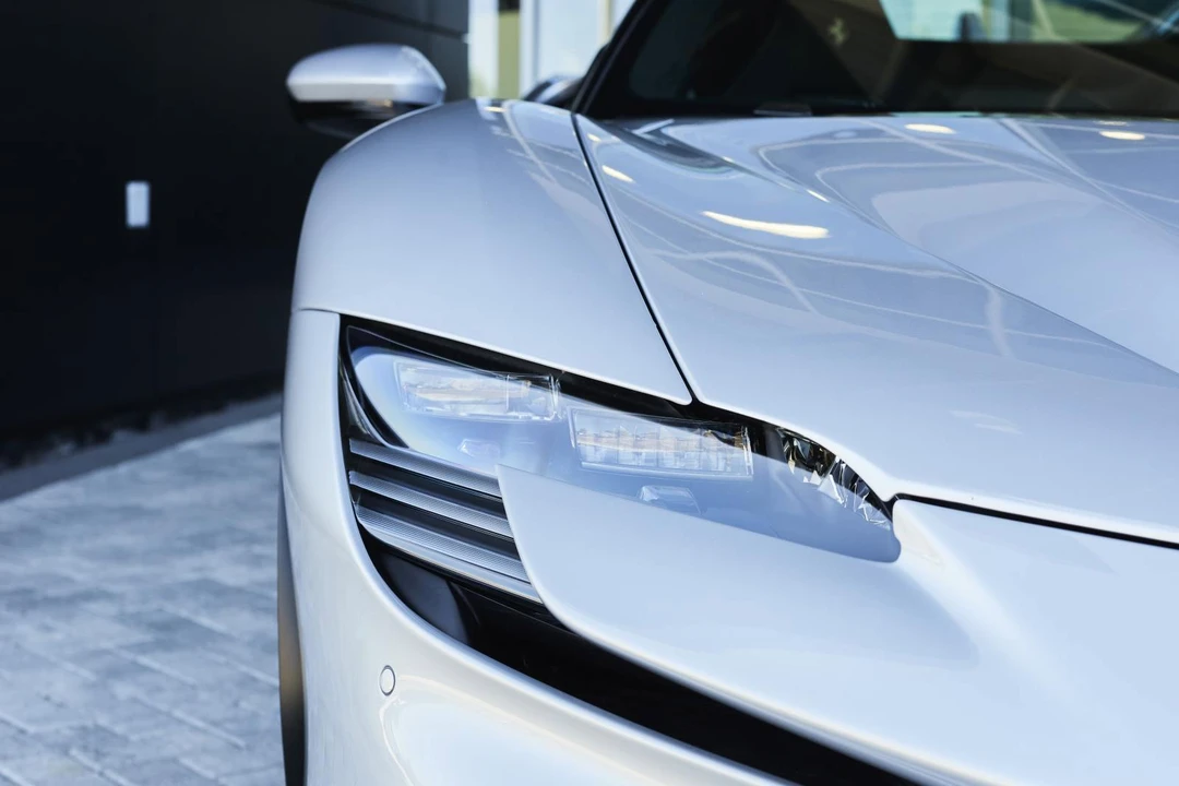 2024 Ferrari SF90 Spider - Image 8 of 31