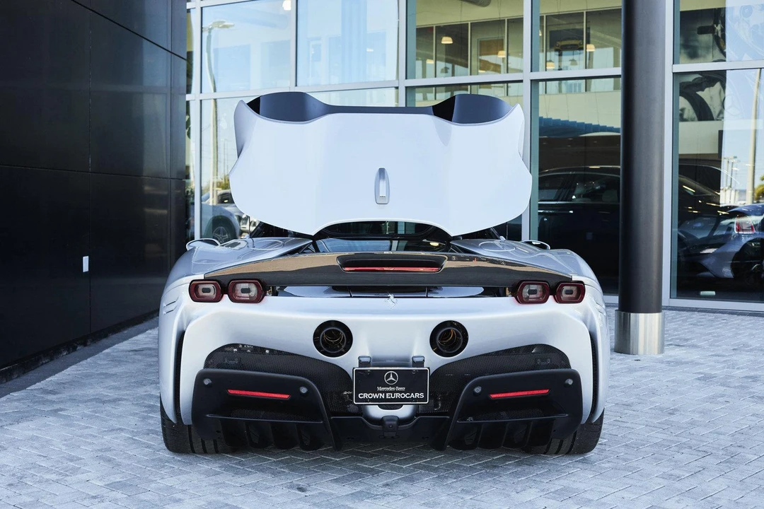 2024 Ferrari SF90 Spider - Image 23 of 31