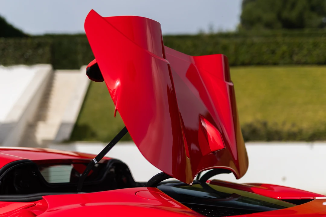 2024 Ferrari SF90 Spider - Image 30 of 31