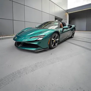 2024 Ferrari SF90 Spider