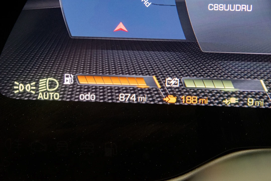 2024 Ferrari SF90 Spider - Image 27 of 31