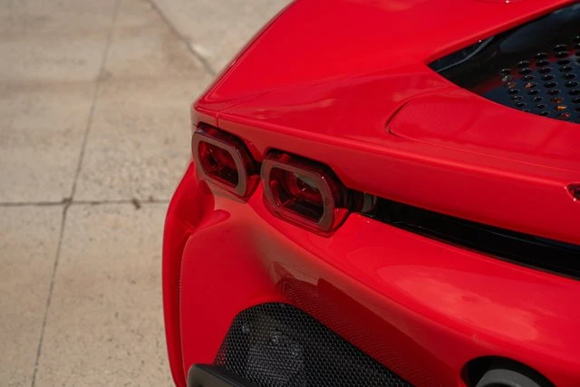 2024 Ferrari SF90 Spider - Image 25 of 31