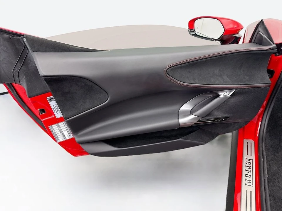 2024 Ferrari SF90 Spider - Image 29 of 31