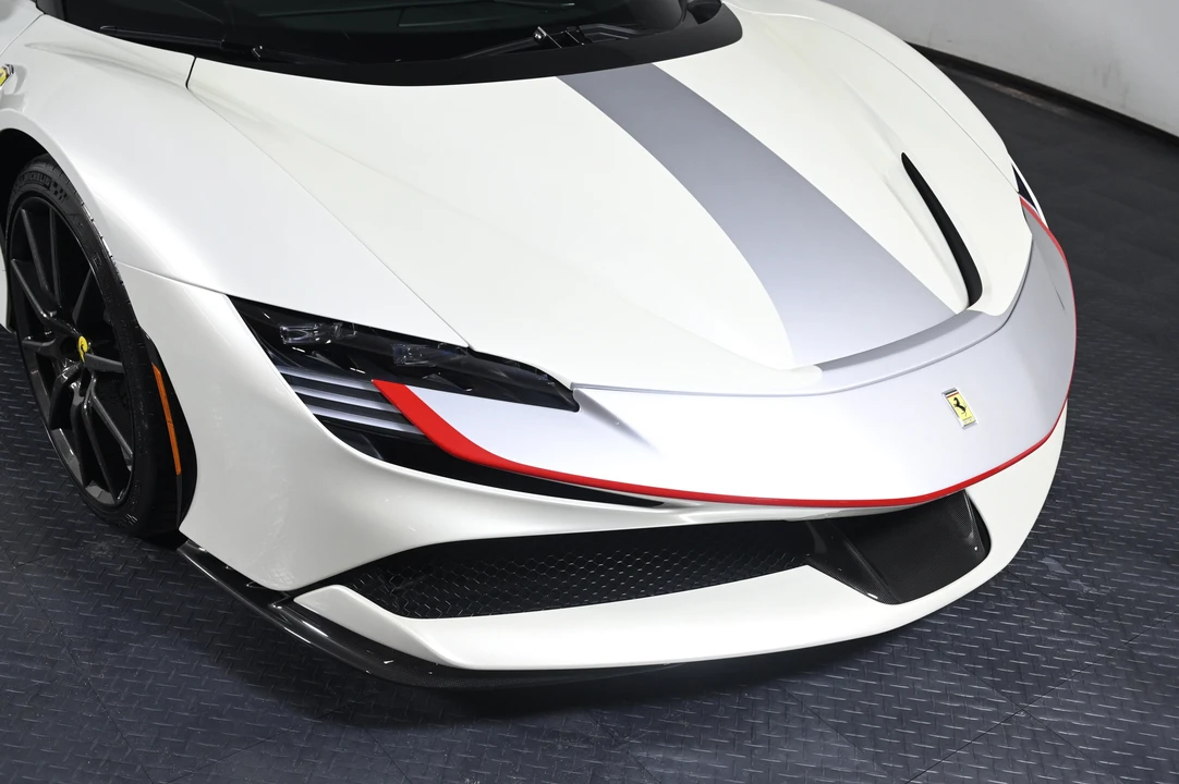 2024 Ferrari SF90 Spider - Image 30 of 31