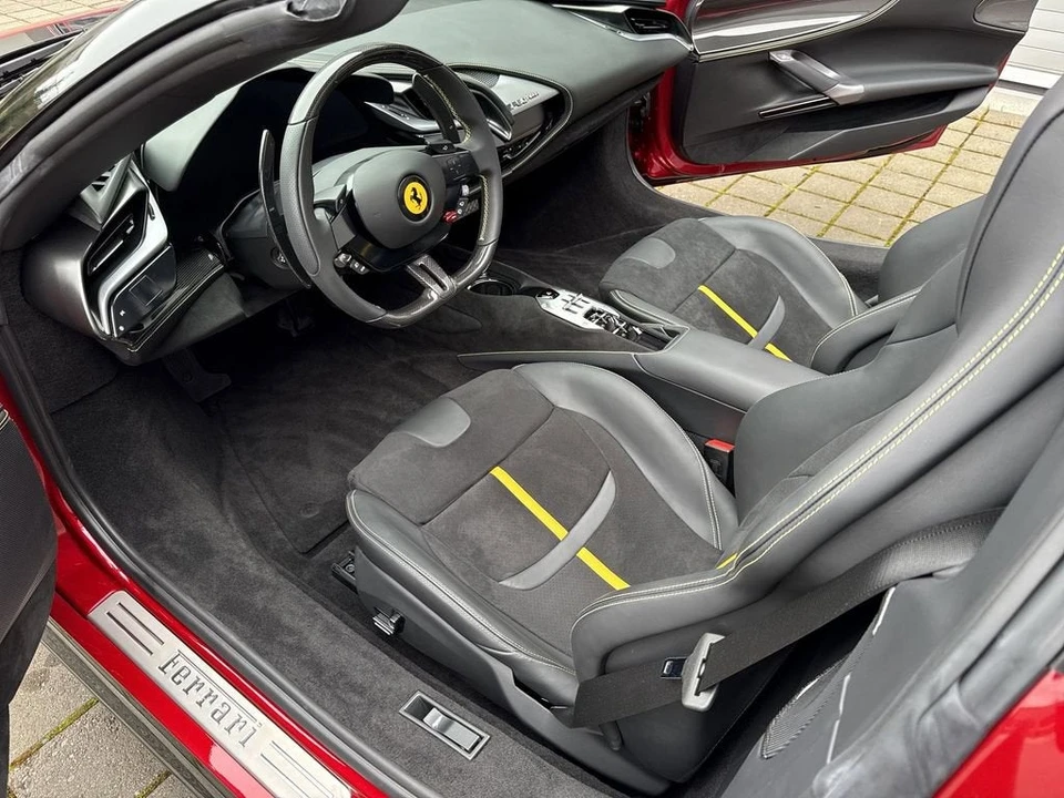 2024 Ferrari SF90 Spider - Image 28 of 31