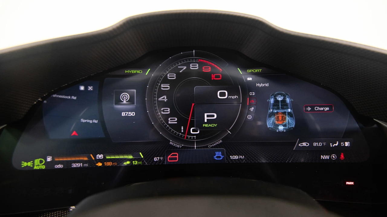 2024 Ferrari SF90 Spider - Image 25 of 31