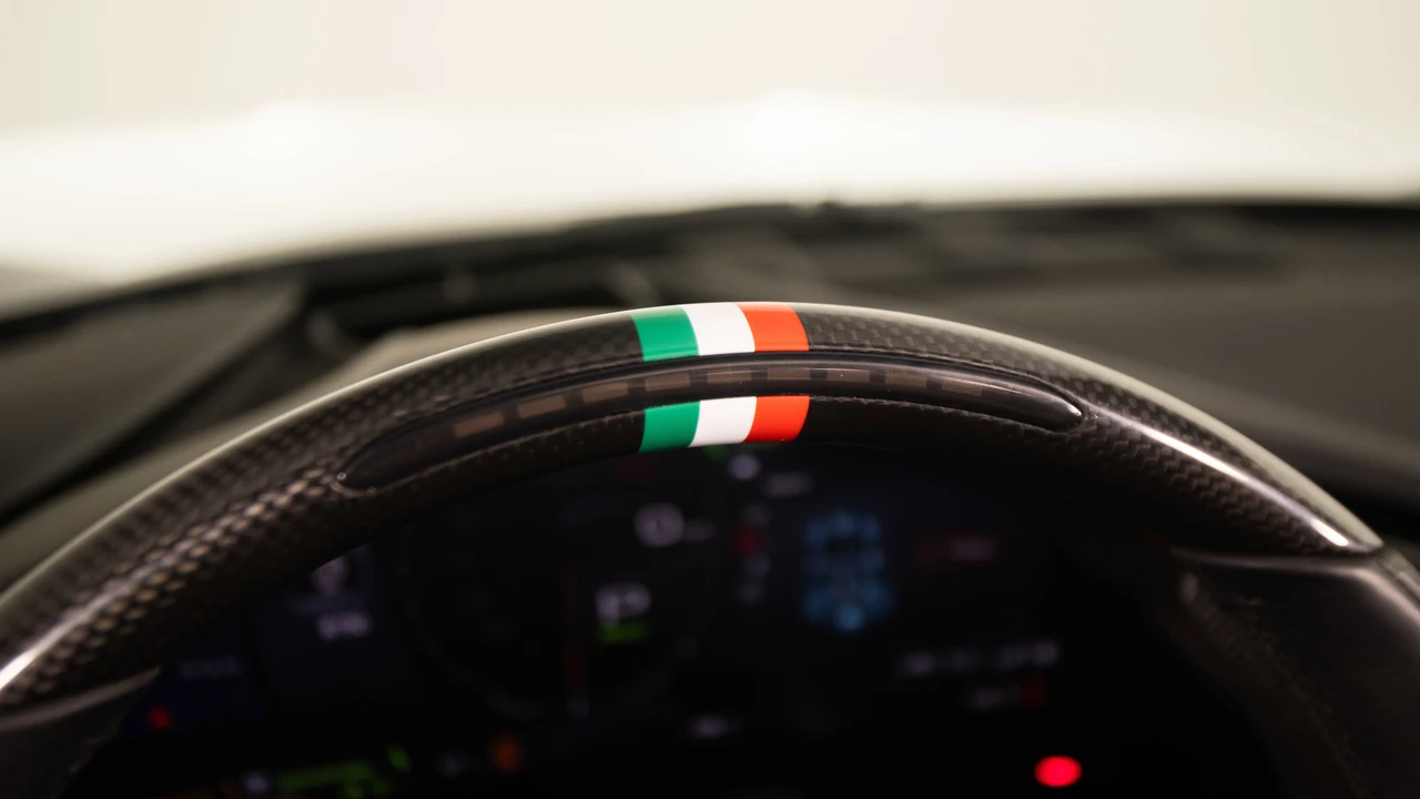 2024 Ferrari SF90 Spider - Image 26 of 31