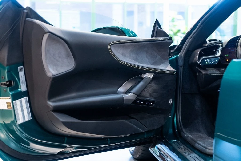 2024 Ferrari SF90 Spider - Image 24 of 31