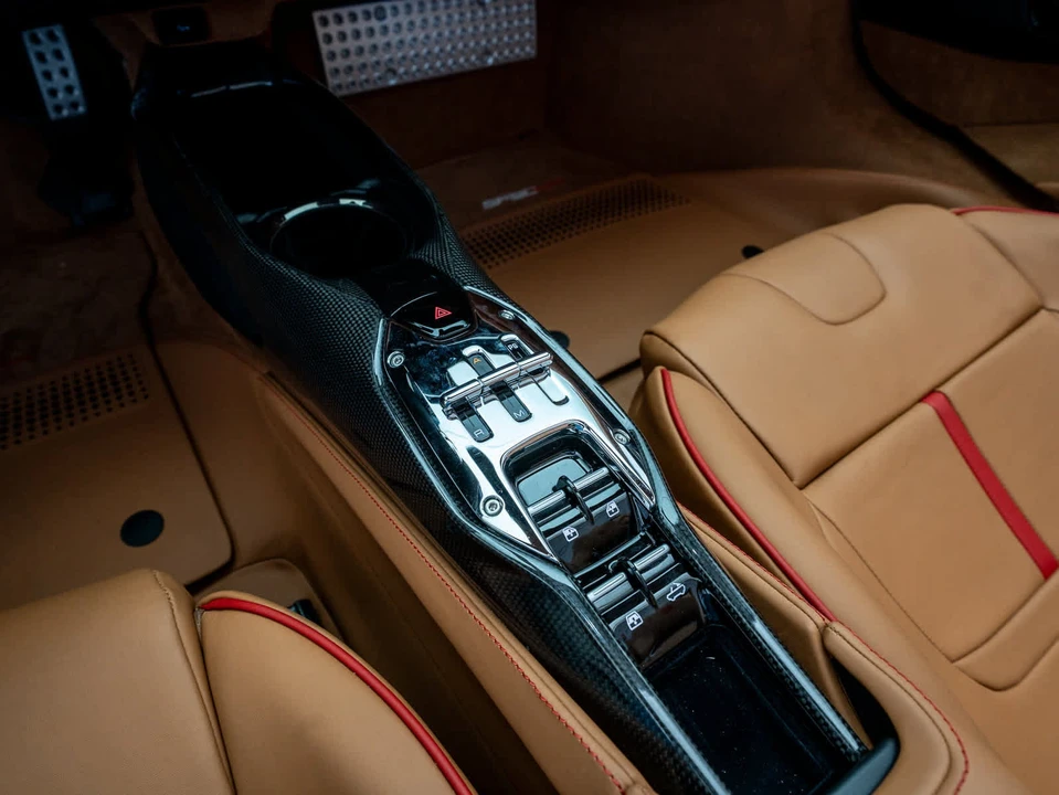 2024 Ferrari SF90 Spider - Image 24 of 31