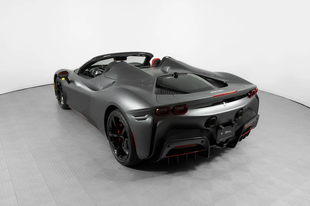 2024 Ferrari SF90 Spider - Image 24 of 31