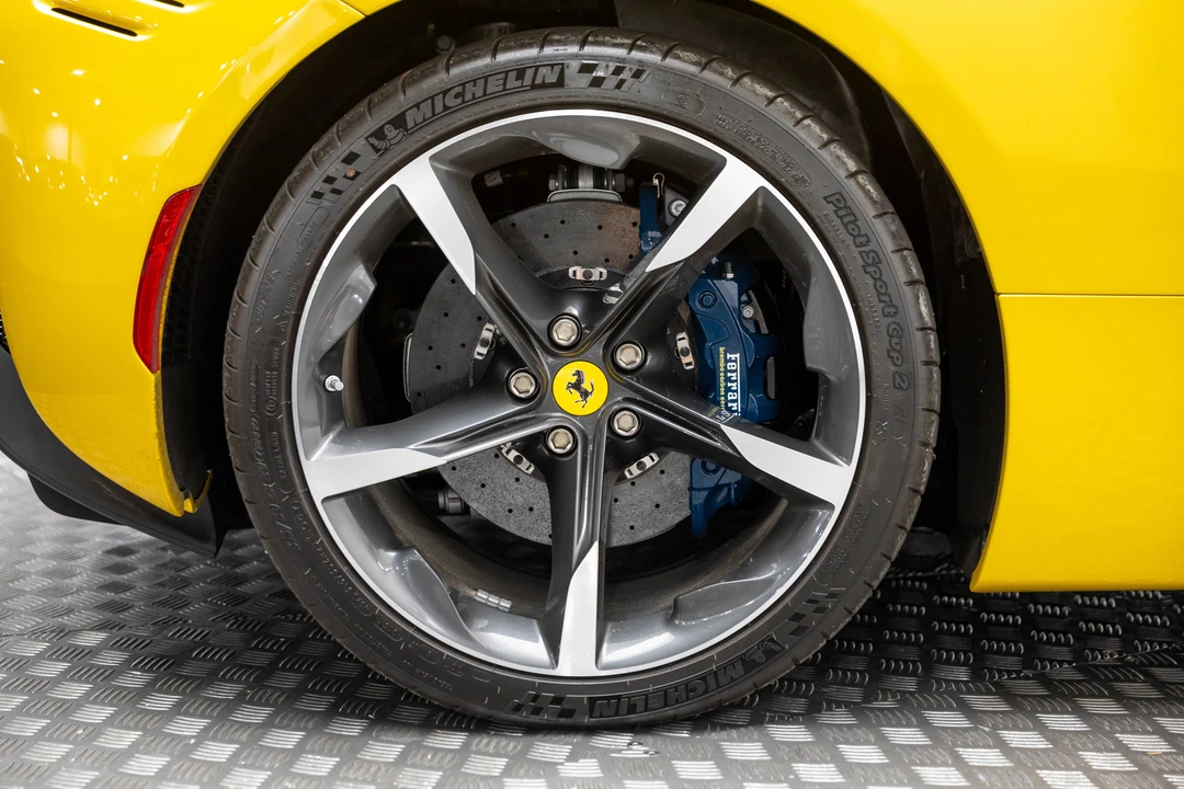 2024 Ferrari SF90 Spider - Image 30 of 31