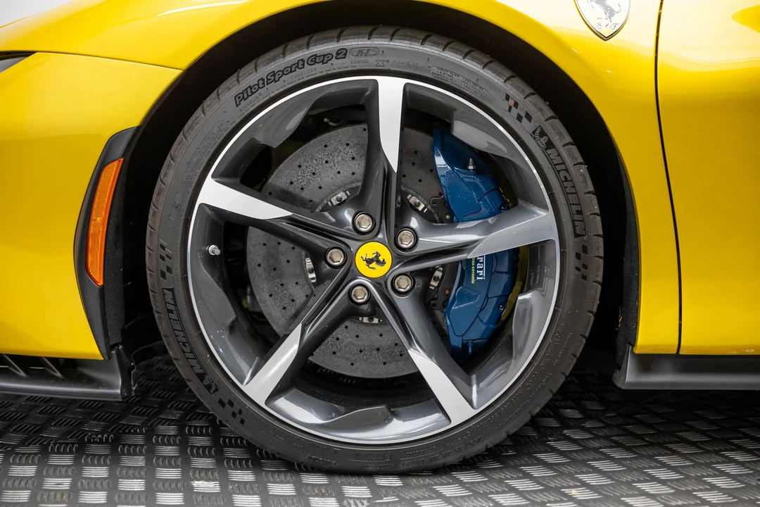 2024 Ferrari SF90 Spider - Image 28 of 31