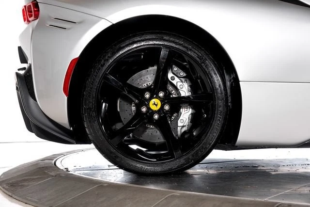 2024 Ferrari SF90 Spider - Image 22 of 31