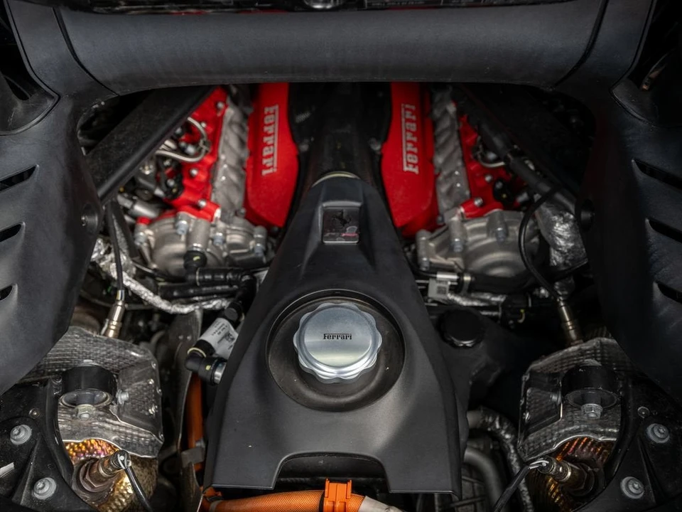 2024 Ferrari SF90 Spider - Image 31 of 31